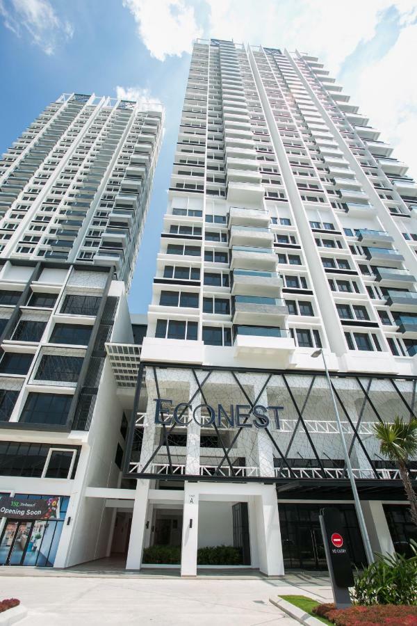 Econest Apartment By The One - Educity Nusajaya Nusajaya  Exteriér fotografie